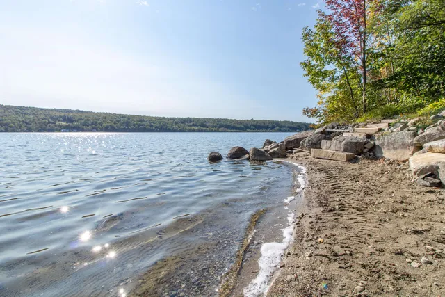 $1,000,000 | 1662 Pageant Park Road, Barton, VT 05822