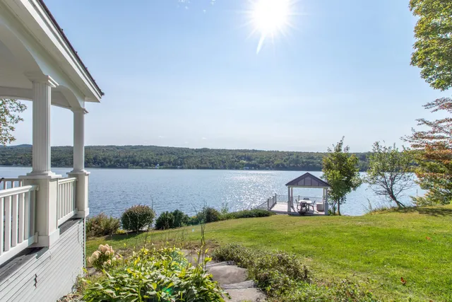 $1,000,000 | 1662 Pageant Park Road, Barton, VT 05822