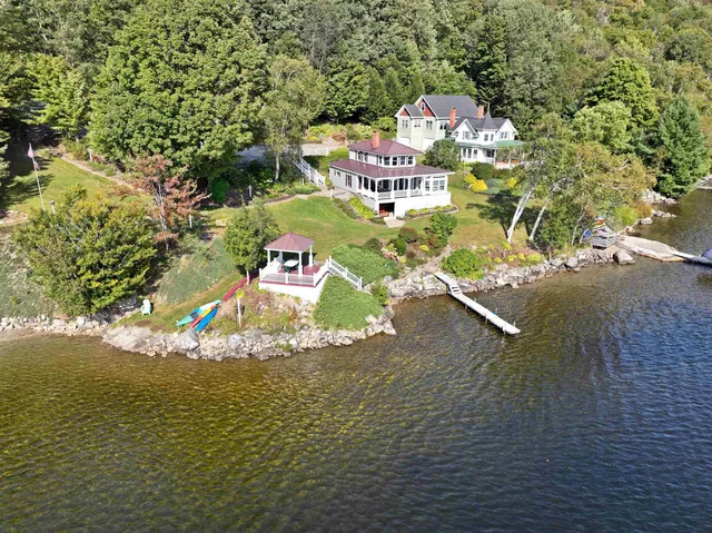 $1,000,000 | 1662 Pageant Park Road, Barton, VT 05822