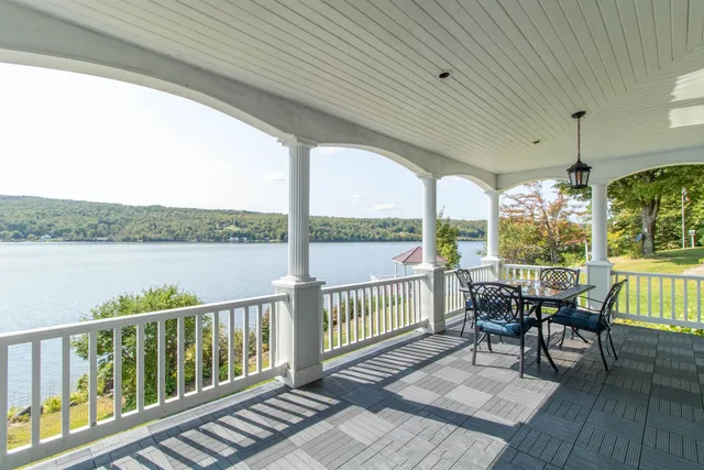 $1,000,000 | 1662 Pageant Park Road, Barton, VT 05822