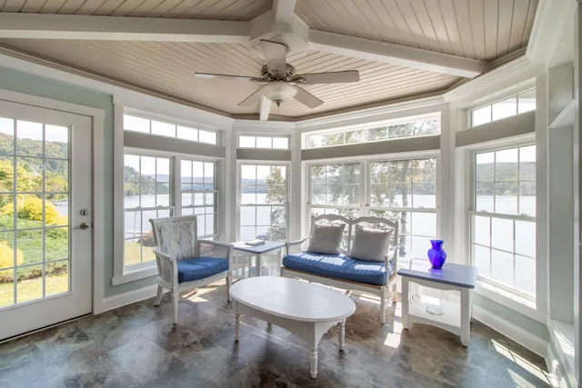 $1,000,000 | 1662 Pageant Park Road, Barton, VT 05822