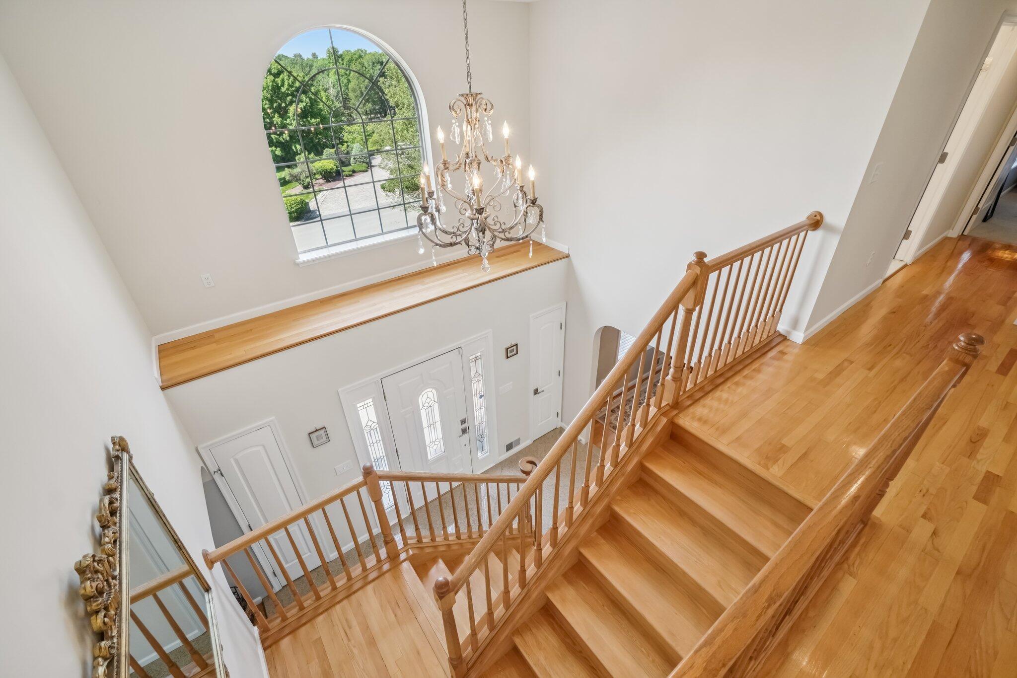 1376 Buck Ridge Drive Stroudsburg, PA 18360 - Photo 7 of 56 a view of entryway