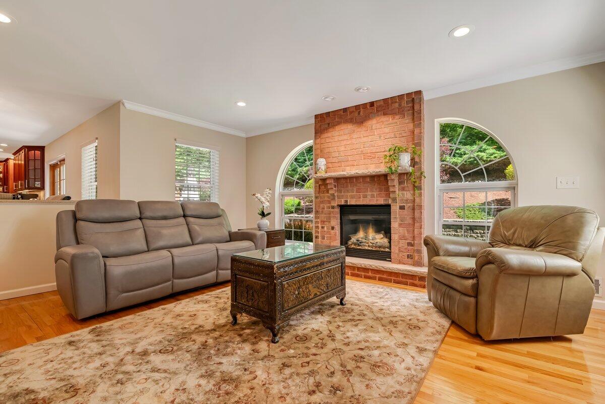 1376 Buck Ridge Drive Stroudsburg, PA 18360 - Photo 10 of 56 a living room with furniture and a fireplace