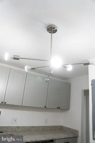 $3,200 | 625 Center Street, Unit T3, Herndon, VA 20170