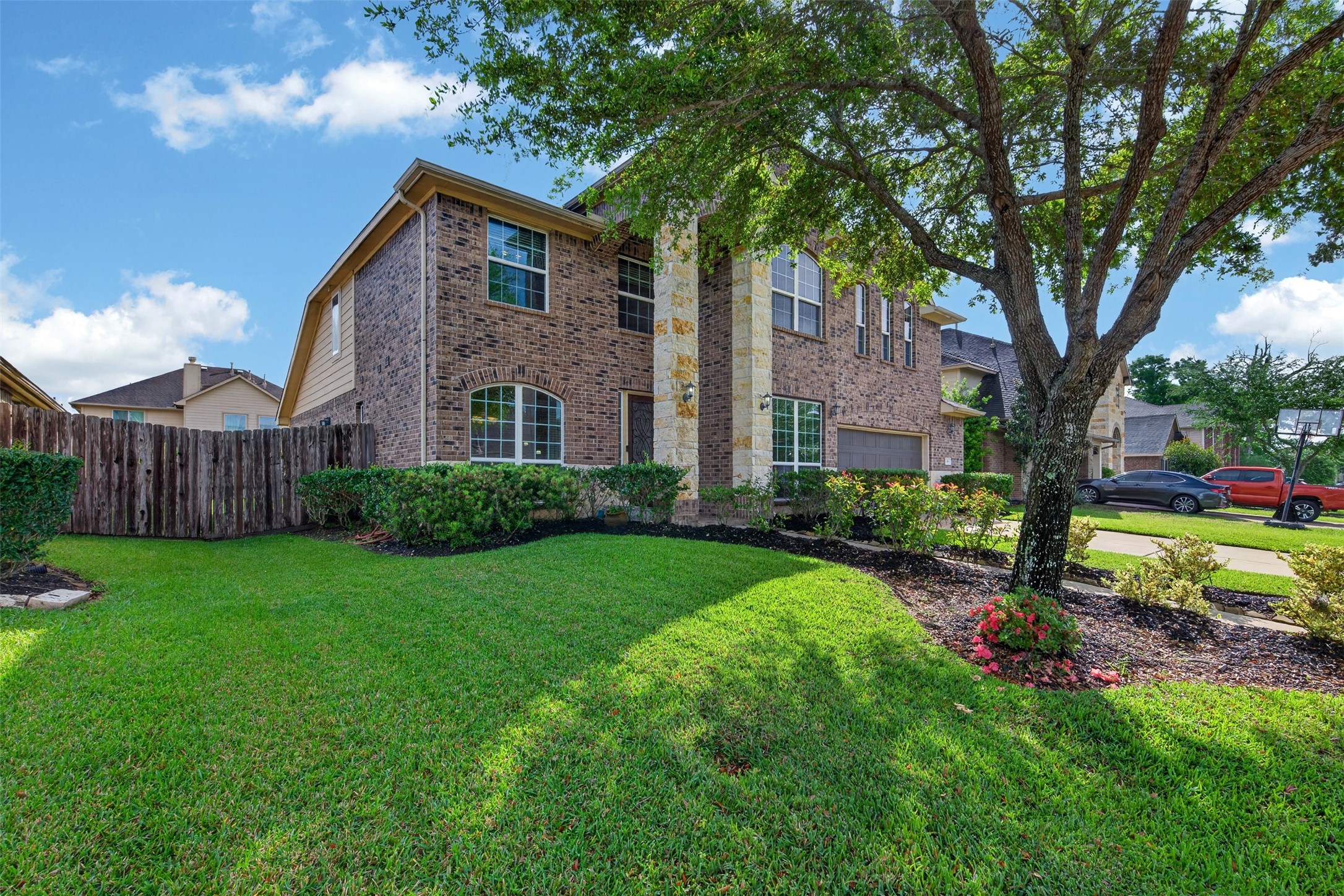 19 Roma Ridge Drive Missouri City, TX 77459 - Photo 2 of 38