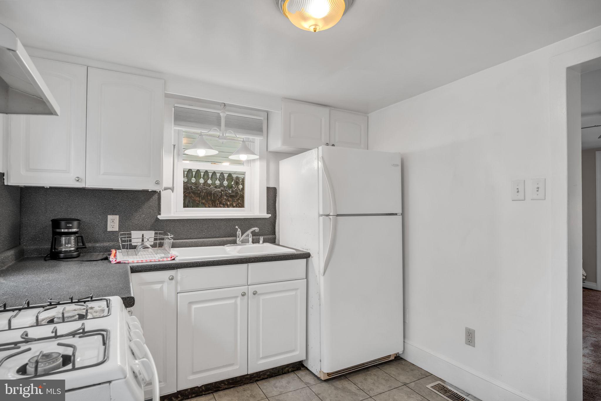 1305 South Albemarle Street York, PA 17403 - Photo 14 of 32