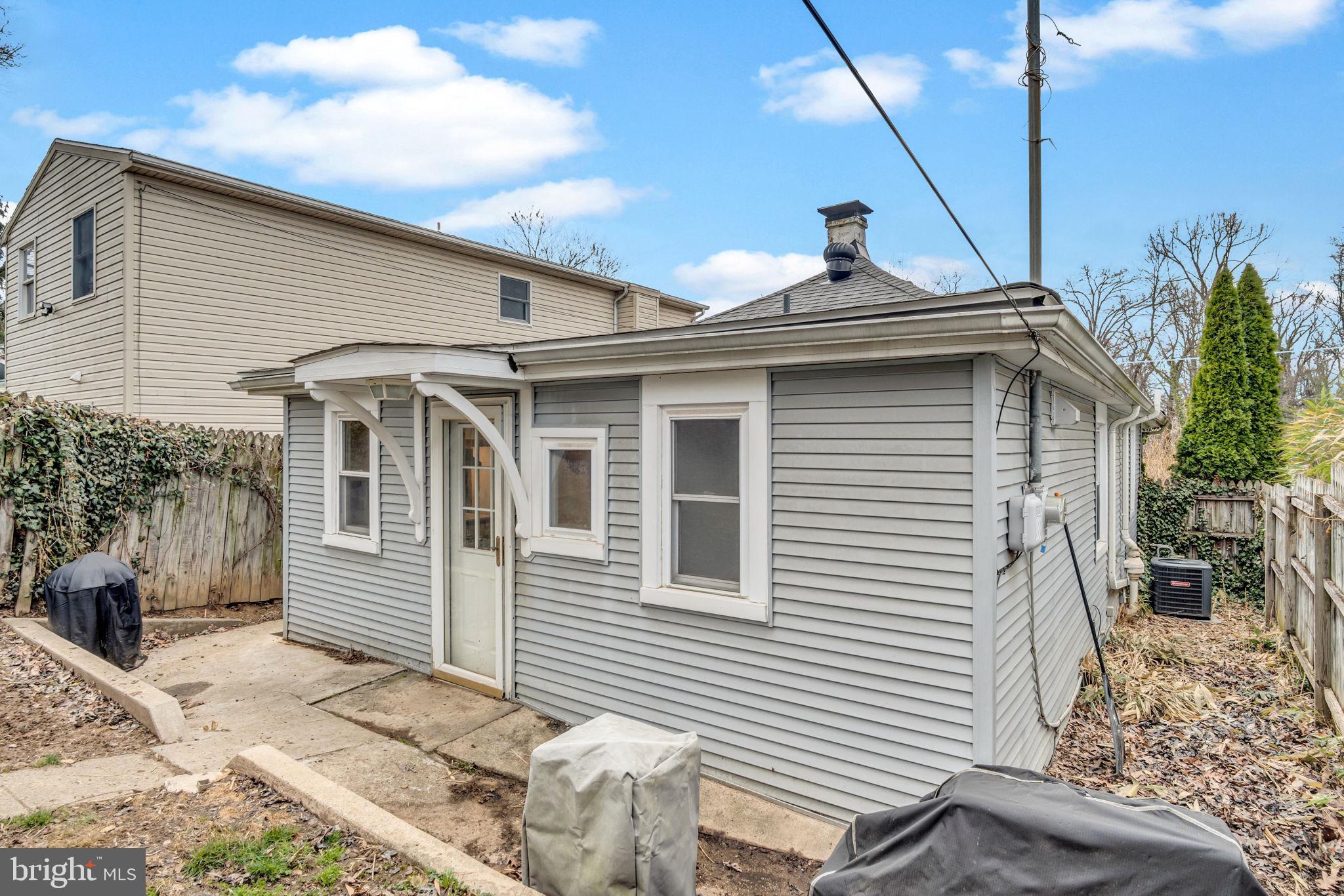1305 South Albemarle Street York, PA 17403 - Photo 27 of 32