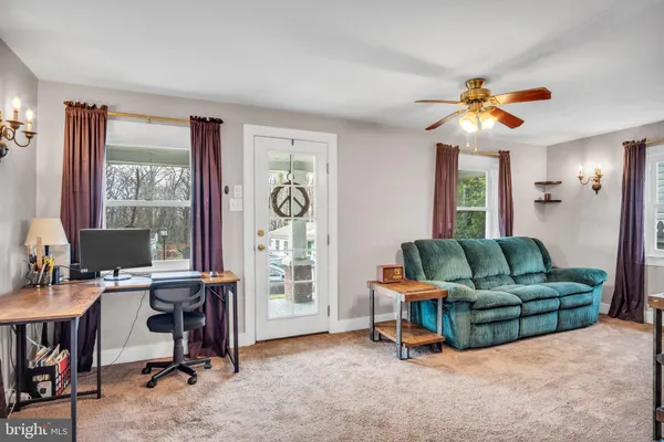 $170,000 | 1305 South Albemarle Street, York, PA 17403