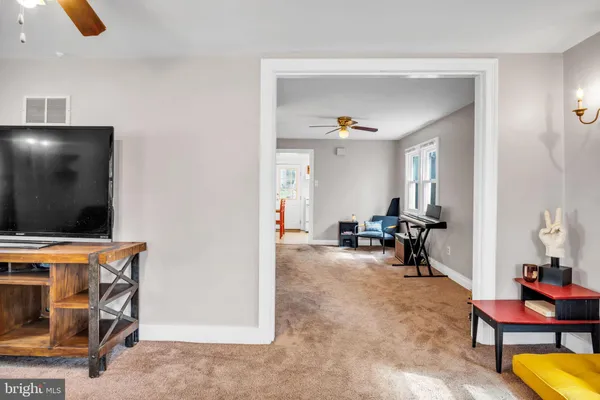 $170,000 | 1305 South Albemarle Street, York, PA 17403