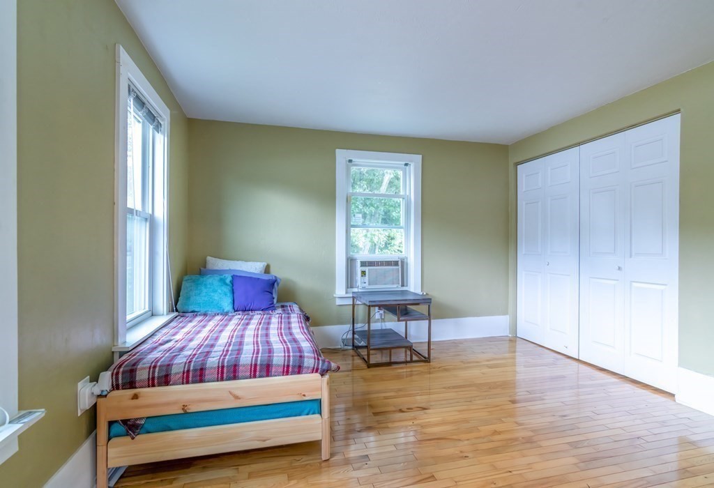 27 Worcester Road Sterling, MA 01564 - Photo 9 of 26 Gallery Image 9