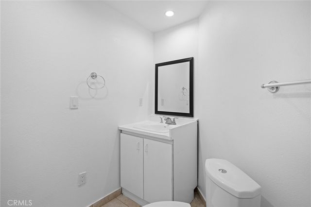 $2,200 | 3820 Honolulu Avenue, Unit A, La Crescenta, CA 91214