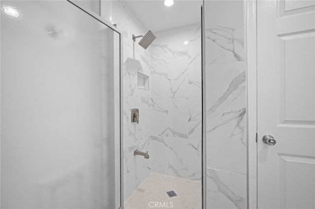 $2,200 | 3820 Honolulu Avenue, Unit A, La Crescenta, CA 91214