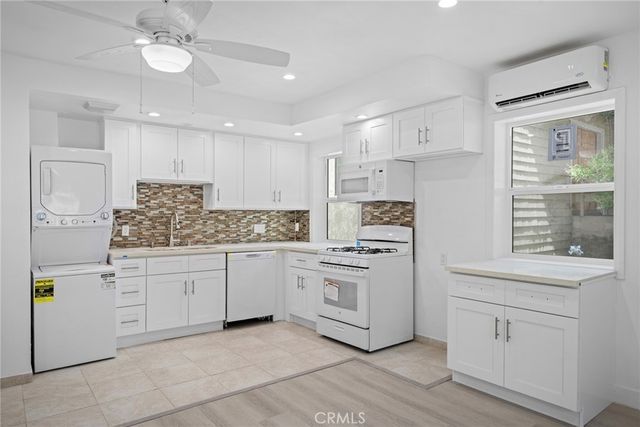 $2,200 | 3820 Honolulu Avenue, Unit A, La Crescenta, CA 91214