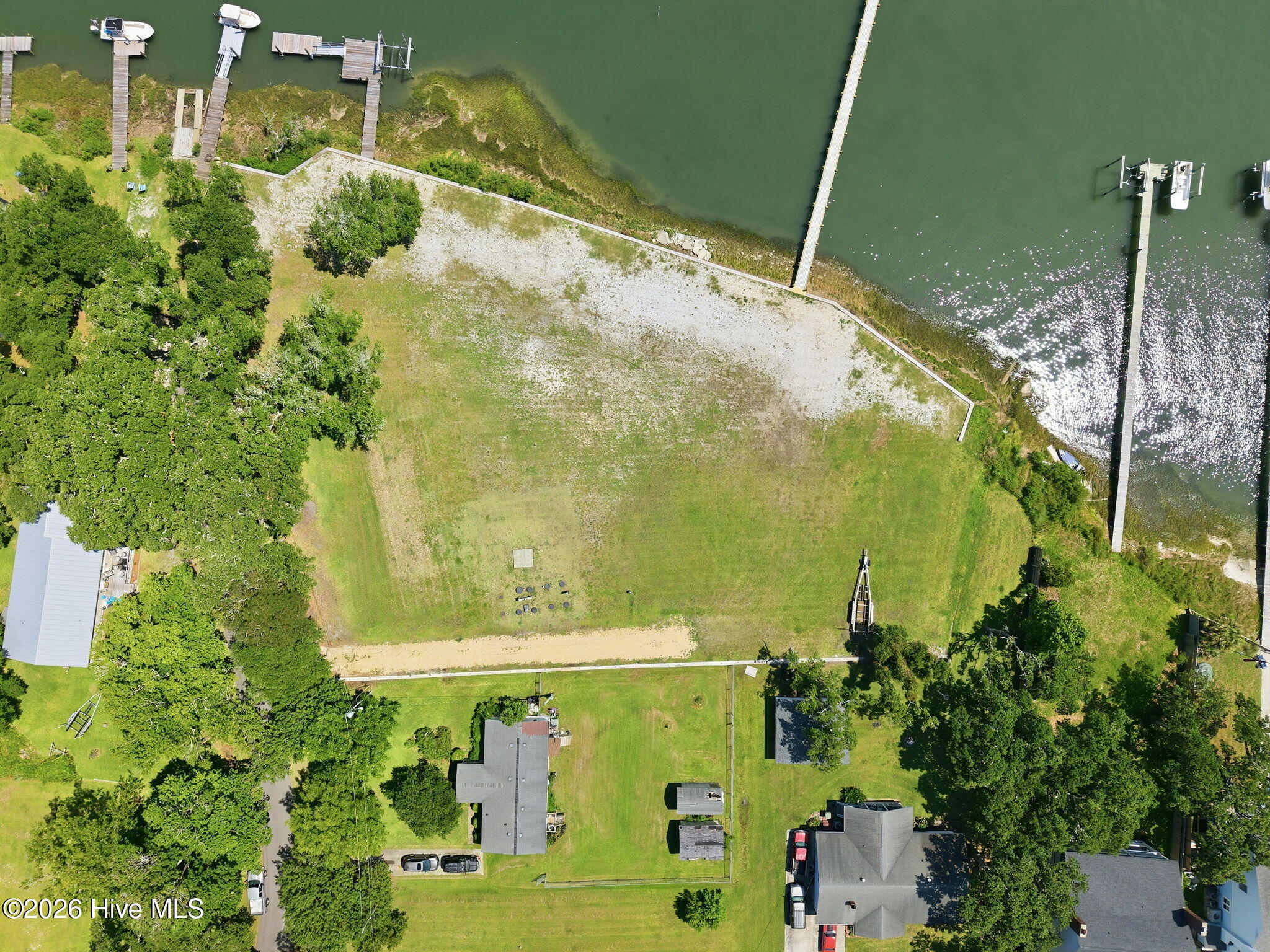 184 Lennoxville Point Road Beaufort, NC 28516 - Photo 11 of 23