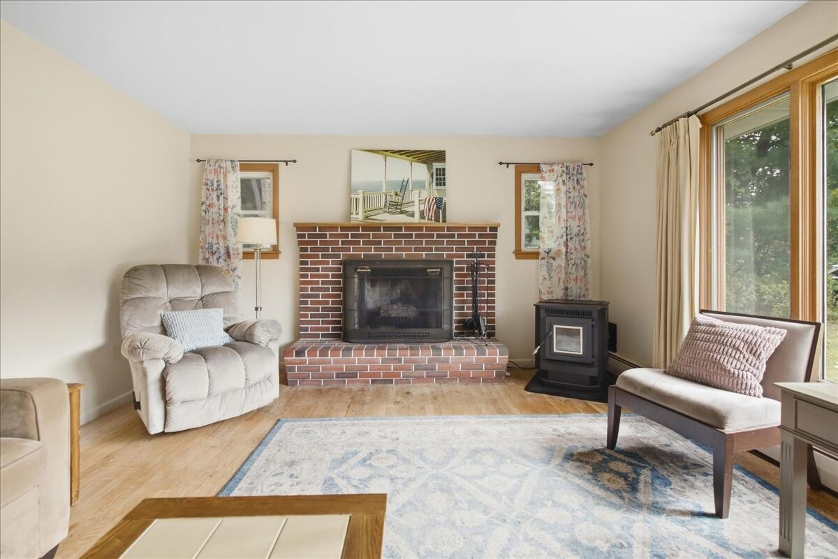 49 Mayfield Road Auburn, ME 04210 - Photo 23 of 65 26-03_Living Room 07