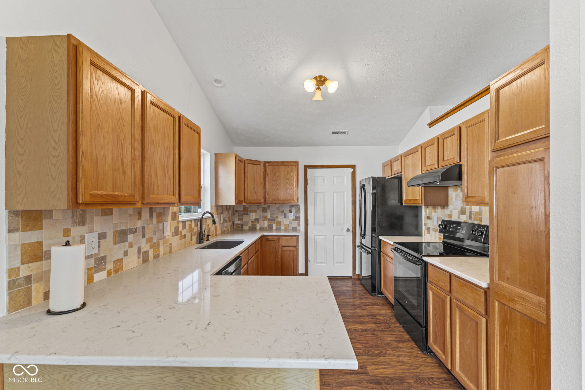 13088 Britton Ridge Fishers, IN 46038 - Photo 3 of 14 Gallery Image 3