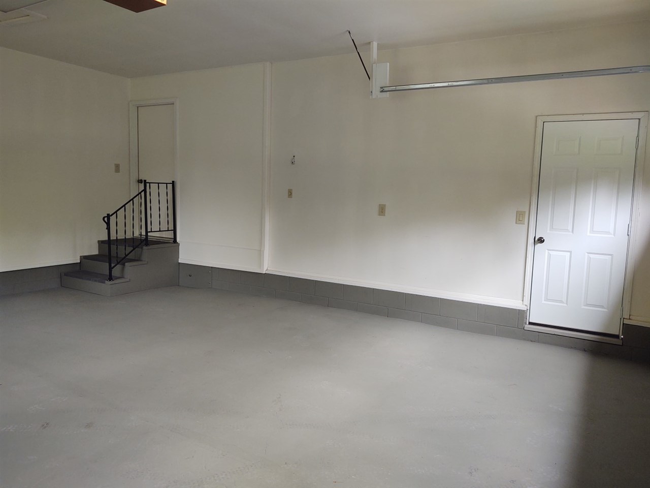 6951 Riverside Drive Mount Pleasant, MI 48858 - Photo 35 of 48 1881661-34.JPG
