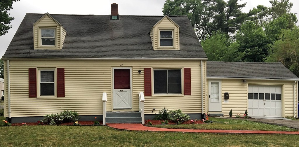 47 Martin Street Springfield, MA 01108 - Photo 1 of 25 Gallery Image 1