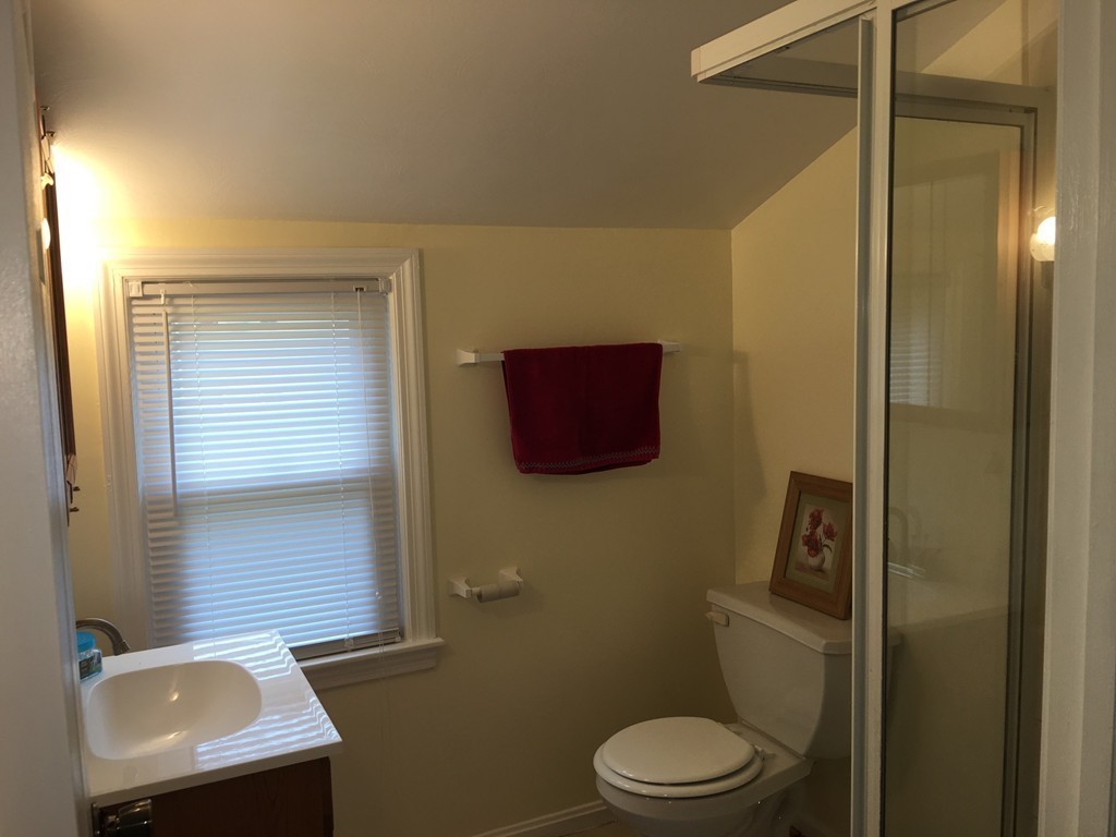 47 Martin Street Springfield, MA 01108 - Photo 17 of 25 Gallery Image 17