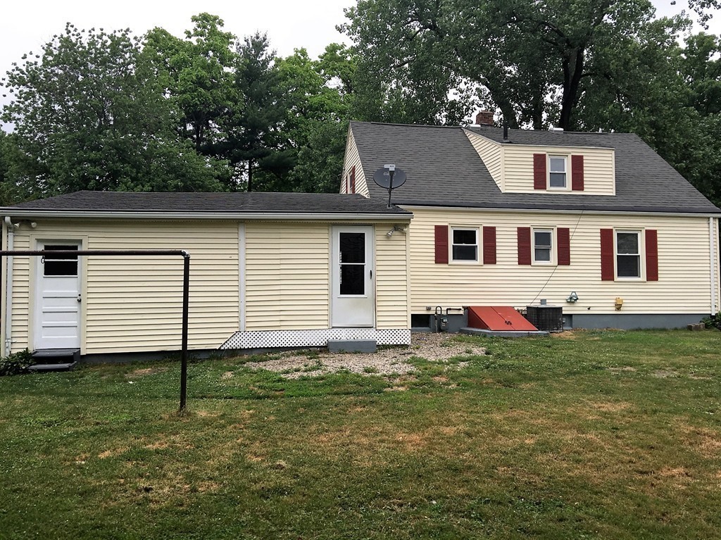 47 Martin Street Springfield, MA 01108 - Photo 25 of 25 Gallery Image 25