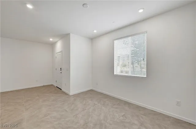 $349,990 | 1175 Heliodor Avenue, Henderson, NV 89011