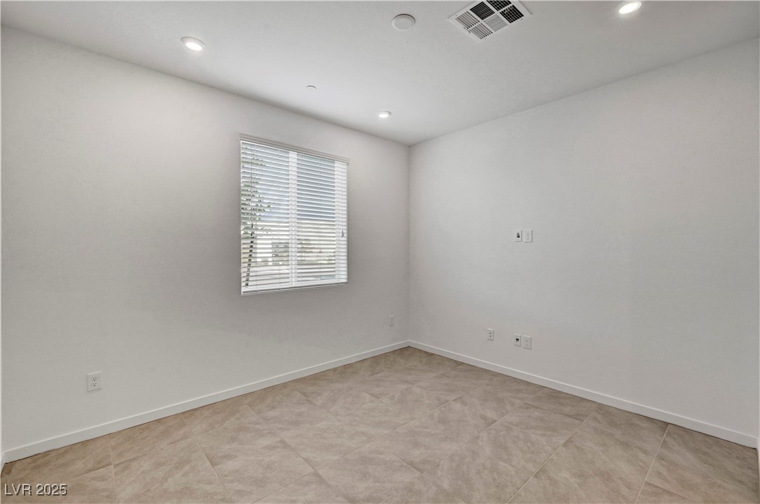 1175 Heliodor Avenue Henderson, NV 89011 - Photo 15 of 43