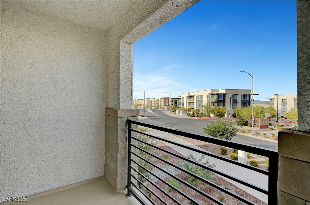 1175 Heliodor Avenue Henderson, NV 89011 - Photo 22 of 43