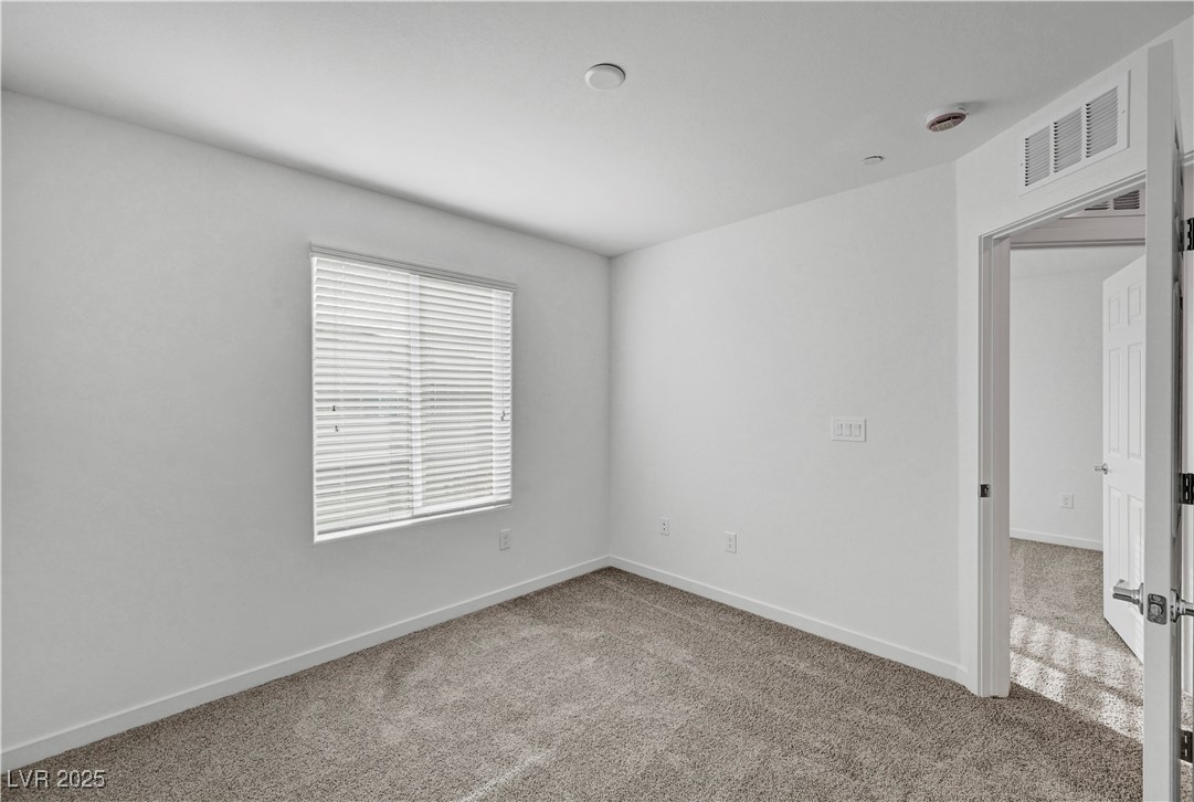 1175 Heliodor Avenue Henderson, NV 89011 - Photo 32 of 43