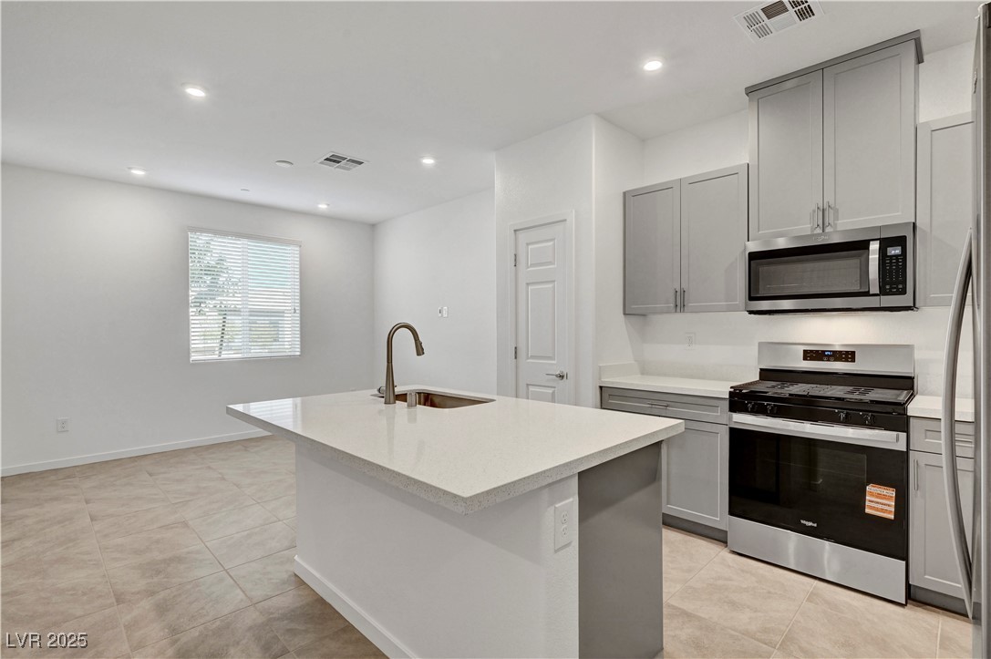 1175 Heliodor Avenue Henderson, NV 89011 - Photo 10 of 43