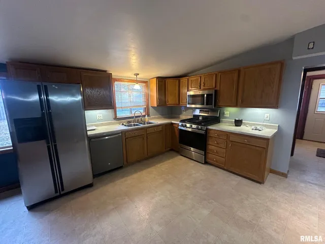 $110,000 | 223 Elm Street, Kincaid, IL 62540