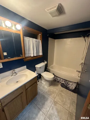 $110,000 | 223 Elm Street, Kincaid, IL 62540