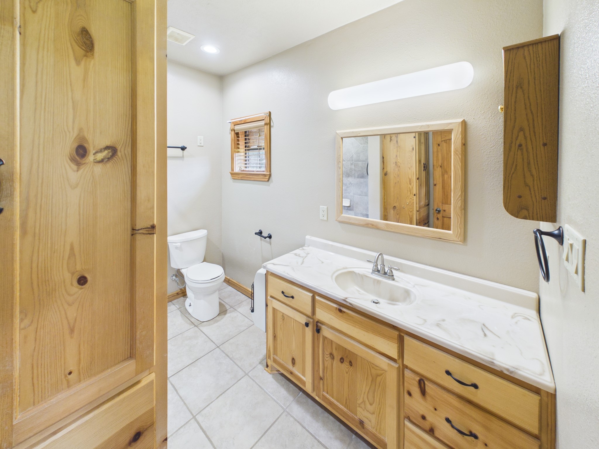 160 Vida Lane Coldspring, TX 77331 - Photo 17 of 23 Primary Ensuite.