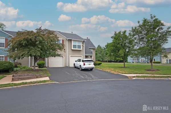 $3,200 | 294 Michael J Smith Court, Somerset, NJ 08873