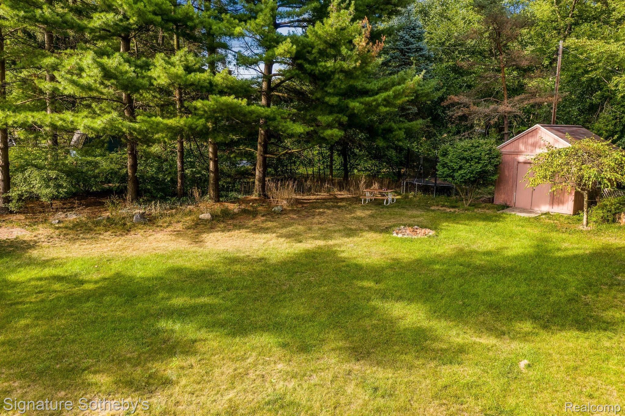 11047 Culver Road Brighton, MI 48114 - Photo 22 of 24 11047+Culver+Rd+Brighton-14-web.jpg