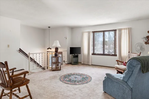 $270,000 | 215 West South Street, Viroqua, WI 54665