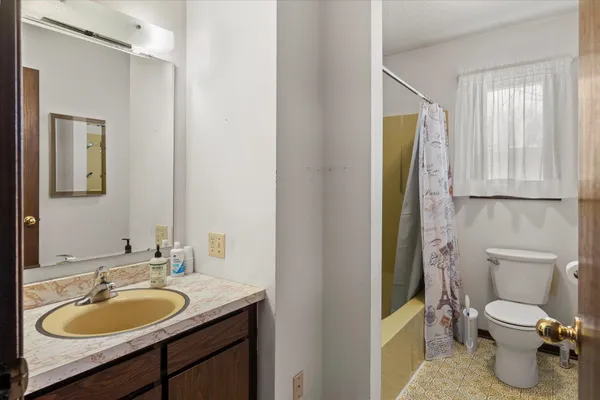 $270,000 | 215 West South Street, Viroqua, WI 54665