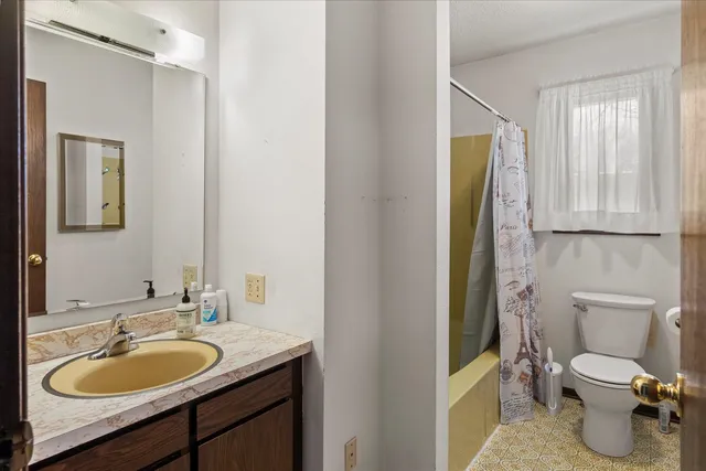 $275,000 | 215 West South Street, Viroqua, WI 54665