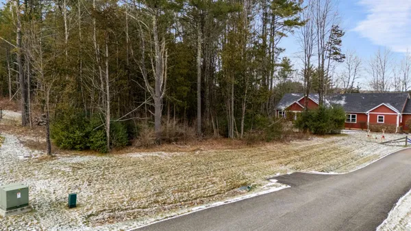 $195,000 | 33 Seymour Road, Colchester, VT 05446