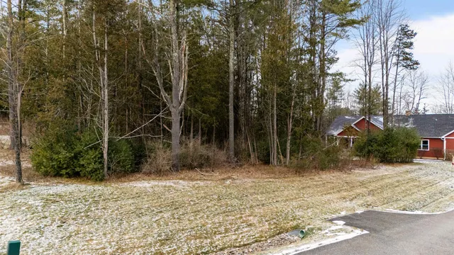 $195,000 | 33 Seymour Road, Colchester, VT 05446
