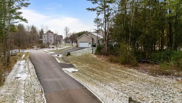 $195,000 | 33 Seymour Road, Colchester, VT 05446