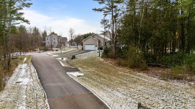 $195,000 | 33 Seymour Road, Colchester, VT 05446