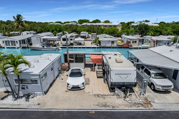 $300,000 | 6099 Overseas Highway, Unit 42E, Marathon, FL 33050