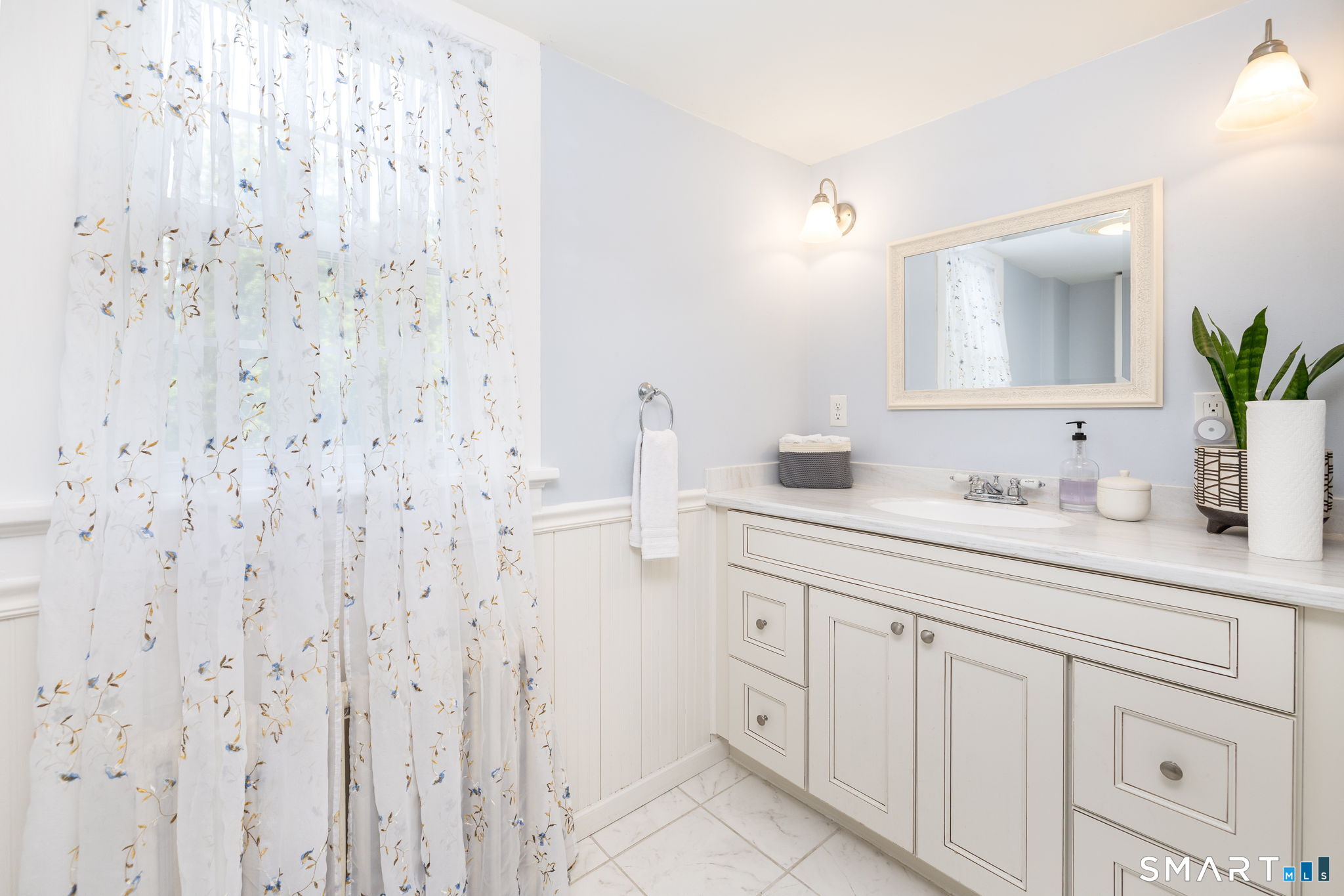 12 Woolson Street Watertown, CT 06795 - Photo 26 of 40