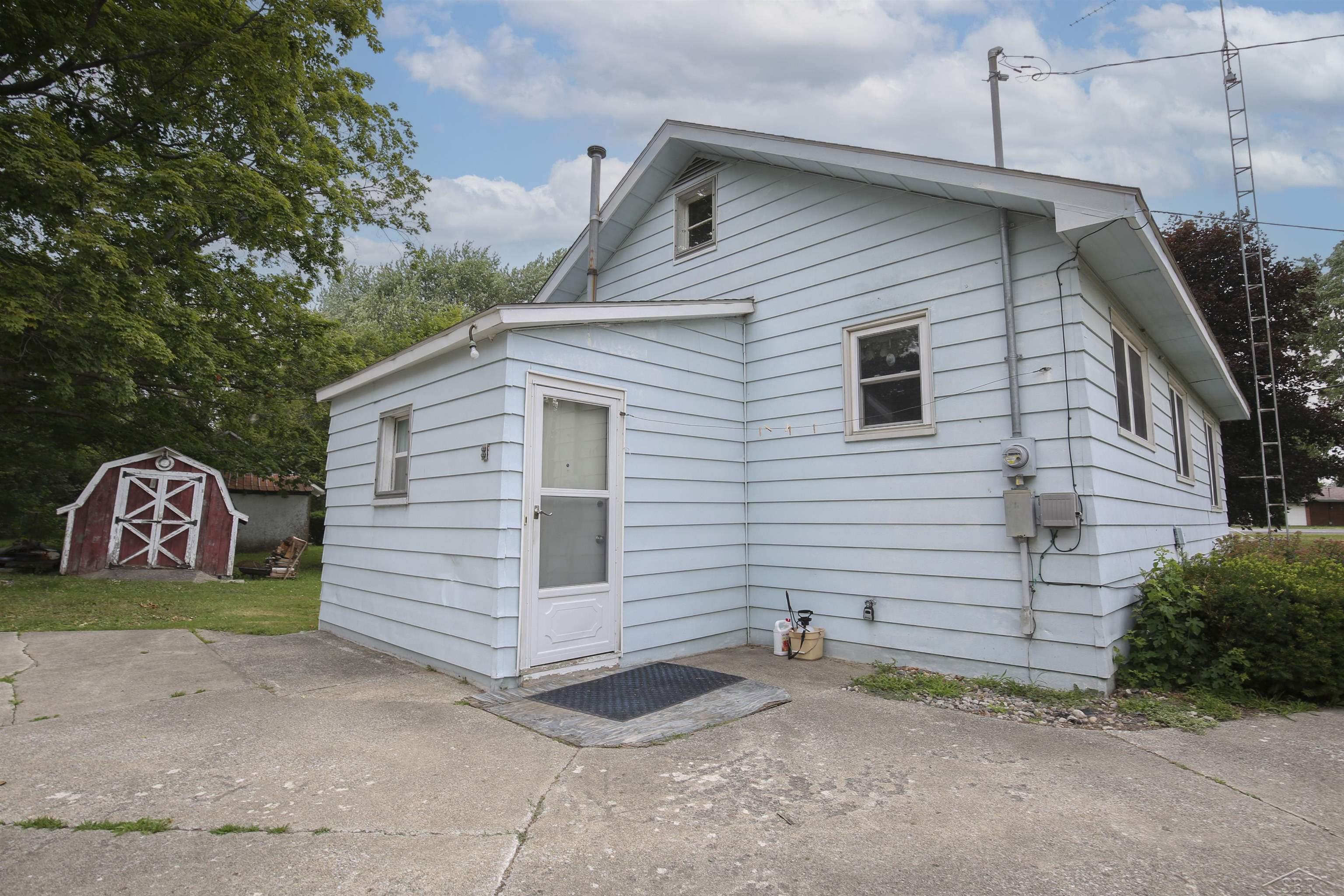 3470 Williamson Road Saginaw, MI 48601 - Photo 3 of 22 50085530-2.JPG