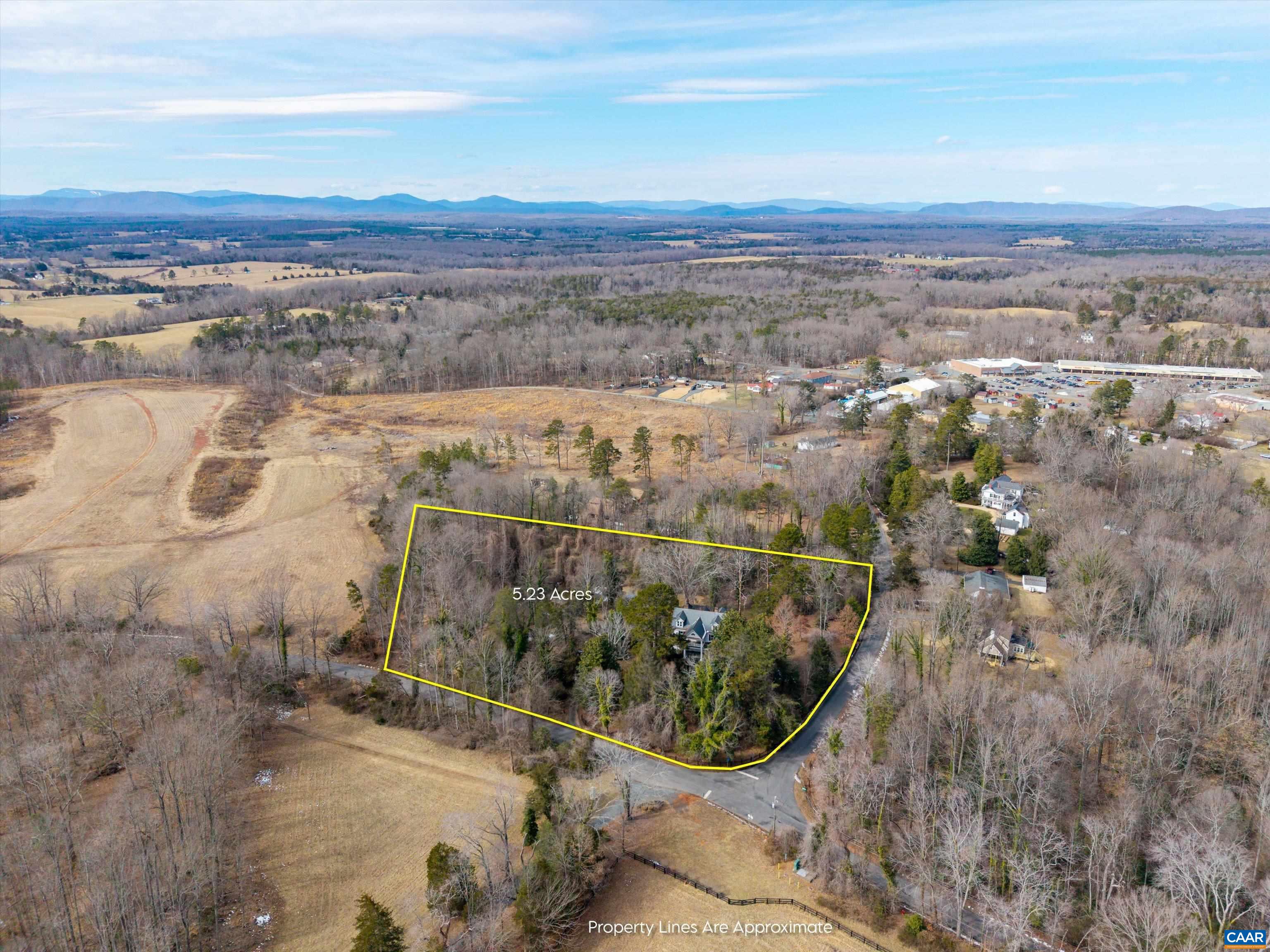 278 James River Road Scottsville, VA 24590 - Photo 2 of 59