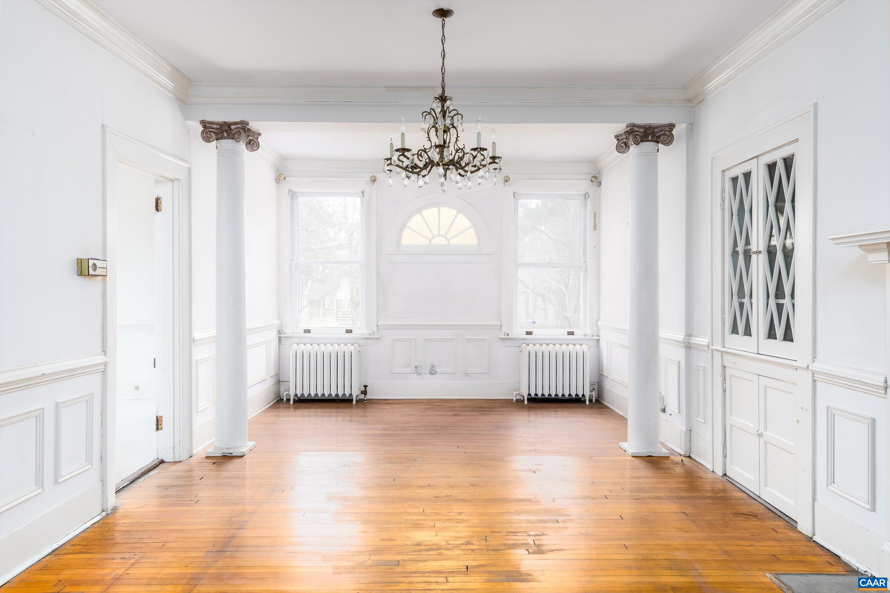 278 James River Road Scottsville, VA 24590 - Photo 4 of 59 a view of an empty room with a window