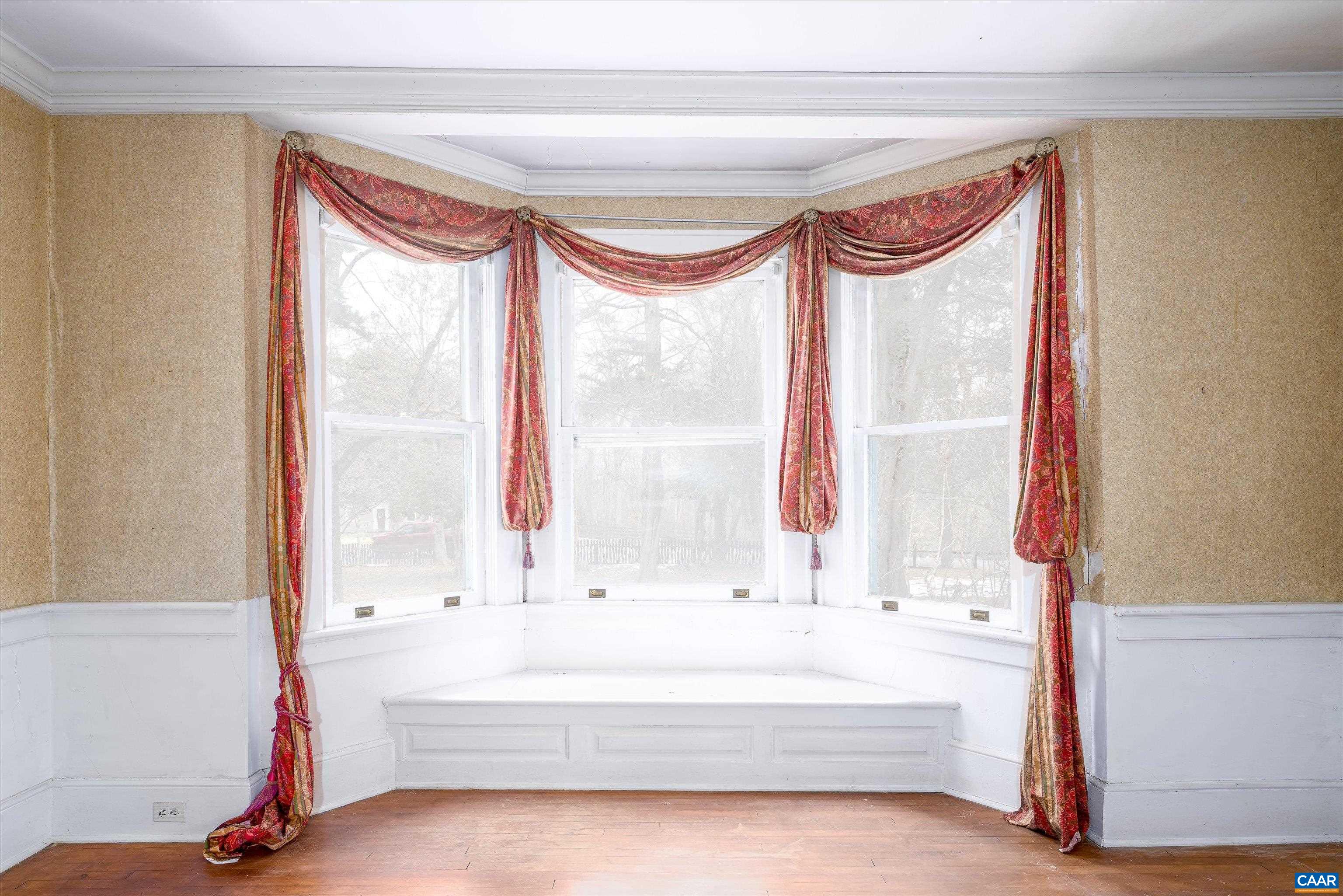278 James River Road Scottsville, VA 24590 - Photo 9 of 59 a bathroom with a bathtub and a shower