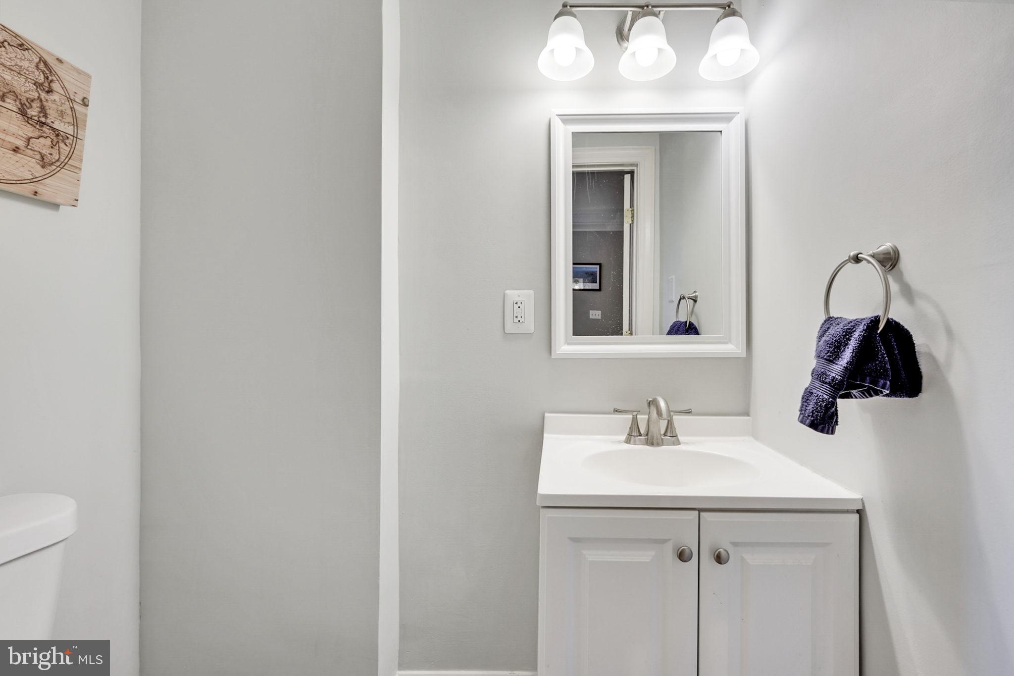 8051 Gatehouse Road, Unit 12 Falls Church, VA 22042 - Photo 11 of 31