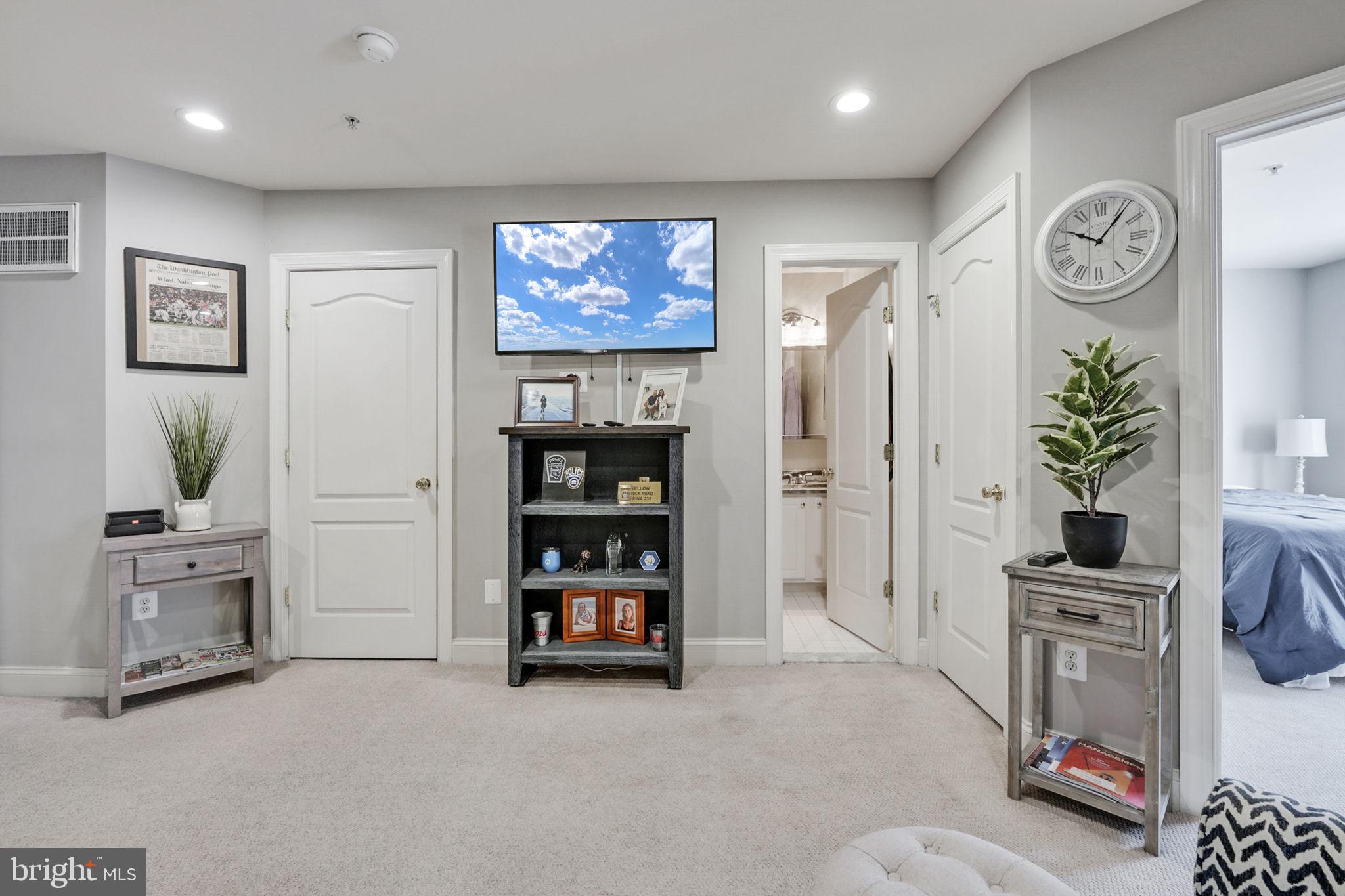 8051 Gatehouse Road, Unit 12 Falls Church, VA 22042 - Photo 12 of 31