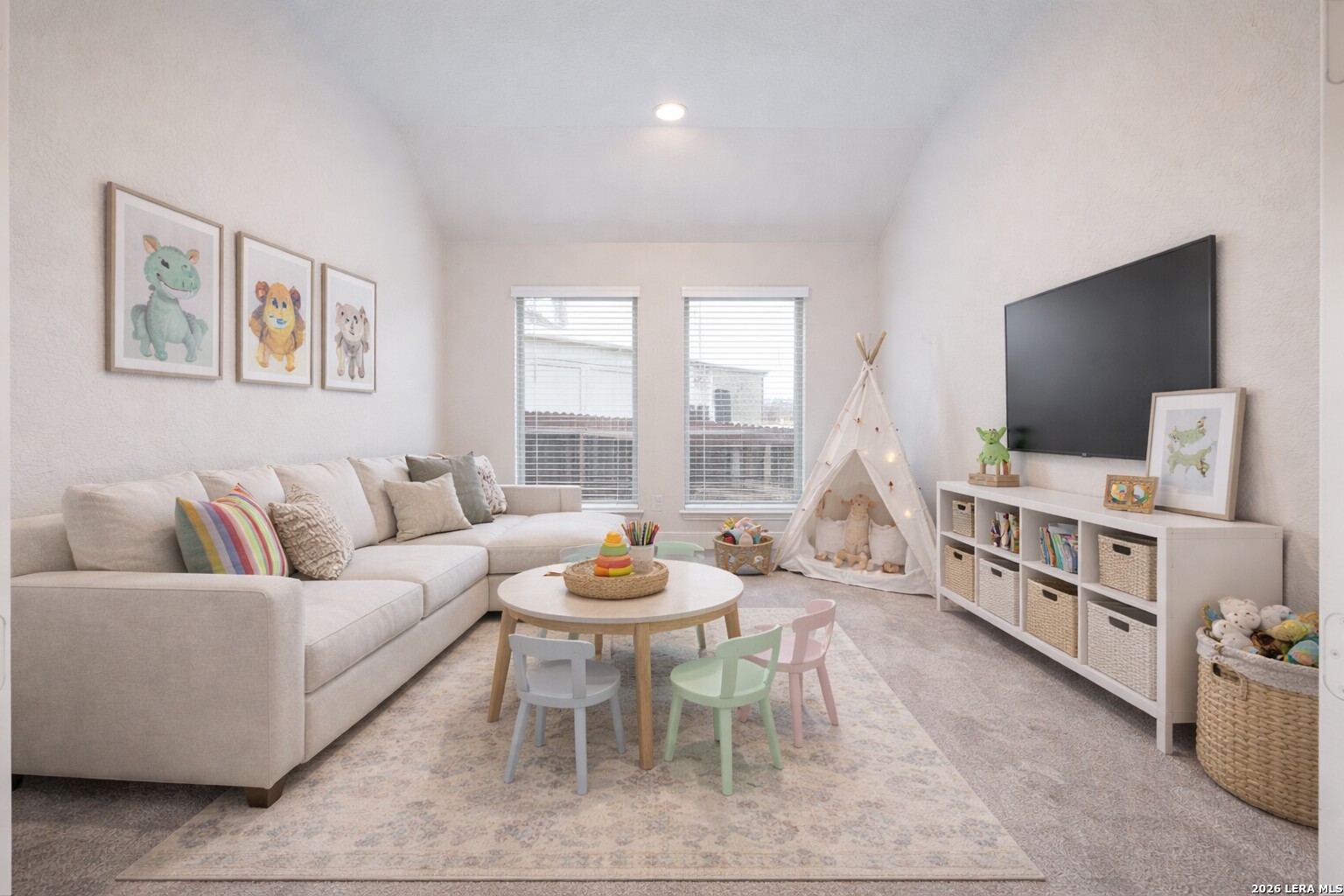 3654 Braford Way Bulverde, TX 78163 - Photo 27 of 32 a living room with furniture and a flat screen tv